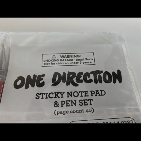 One Direction Stationery Set w/Notebook, pencils and magnet 1D Boy Band LOT NEW! - Picture 13 of 16